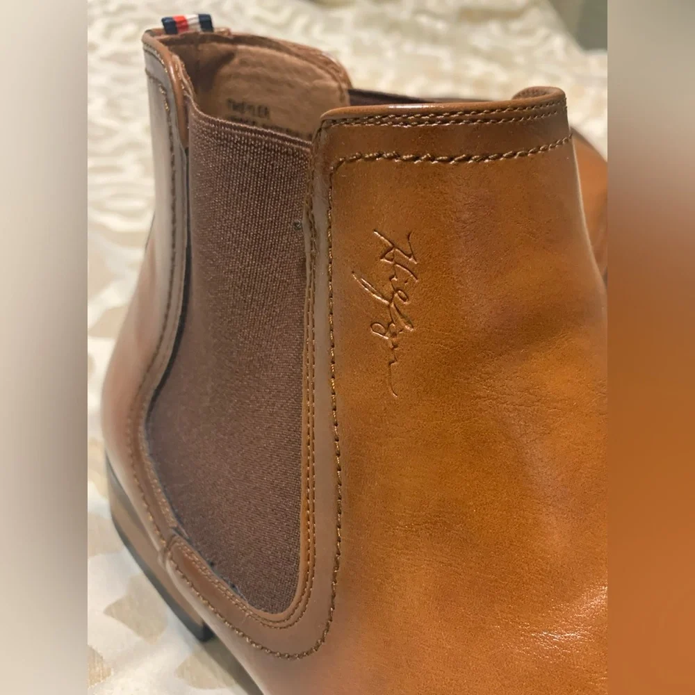 Tommy Hilfiger, Men’s Syler Slip on Dress Chelsea Boots - Picture 4 of 11